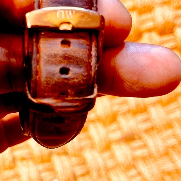 Rare David Wellington Men’s Watch in Brown - Picture 3 of 3